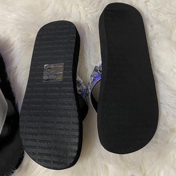 Yellow Box Black and Silver Flip Flops, size 6 EUC - Picture 9 of 13
